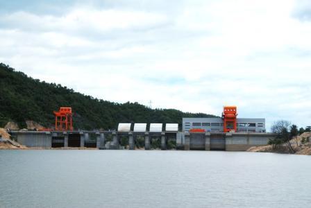 中电投江西三和跃洲水电站、峡山水电站项目发电机电阻柜运行良好